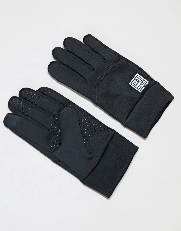 mb-gloves-detail